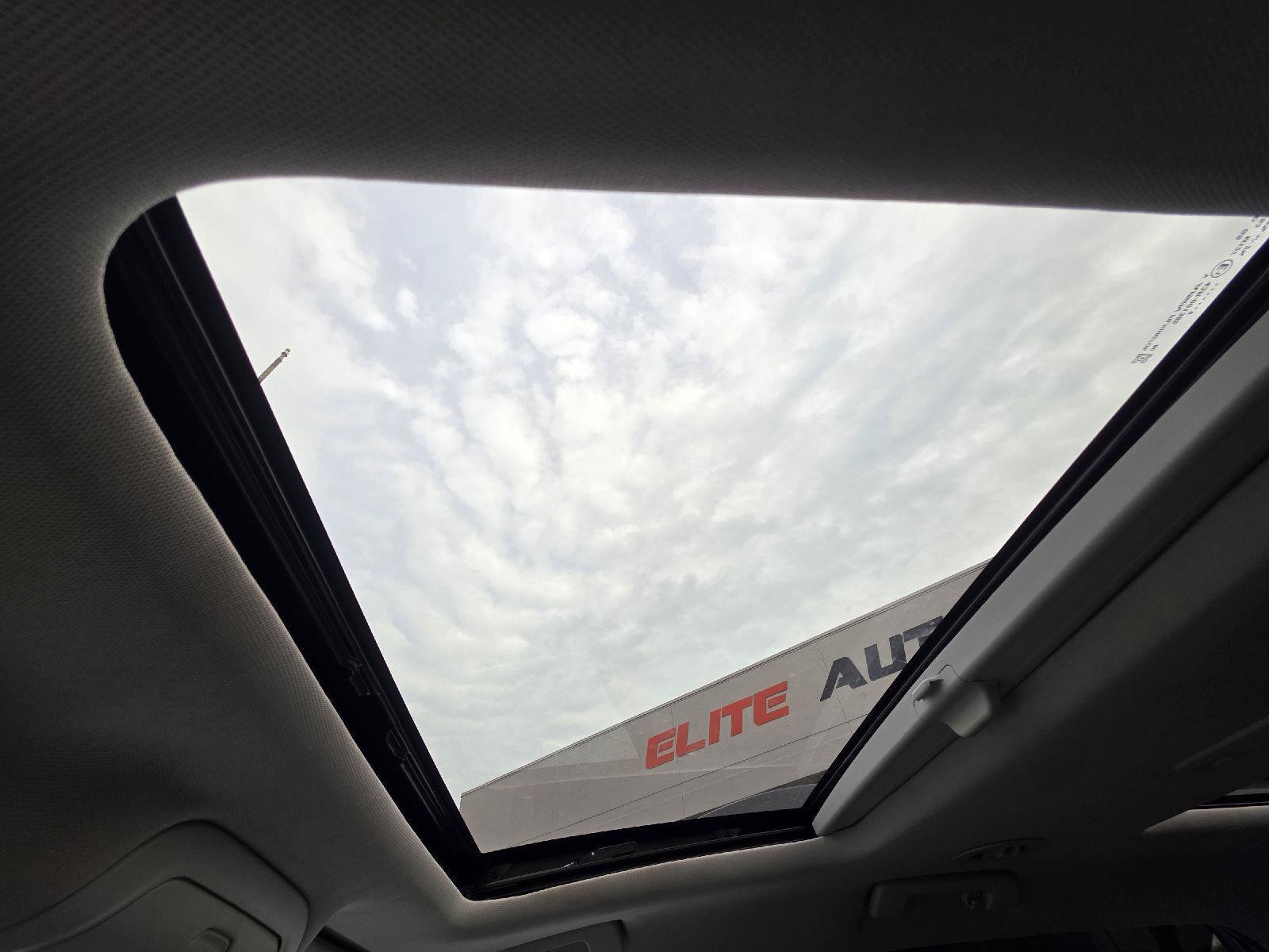 Used 2019 GMC Acadia SLT FWD image 29