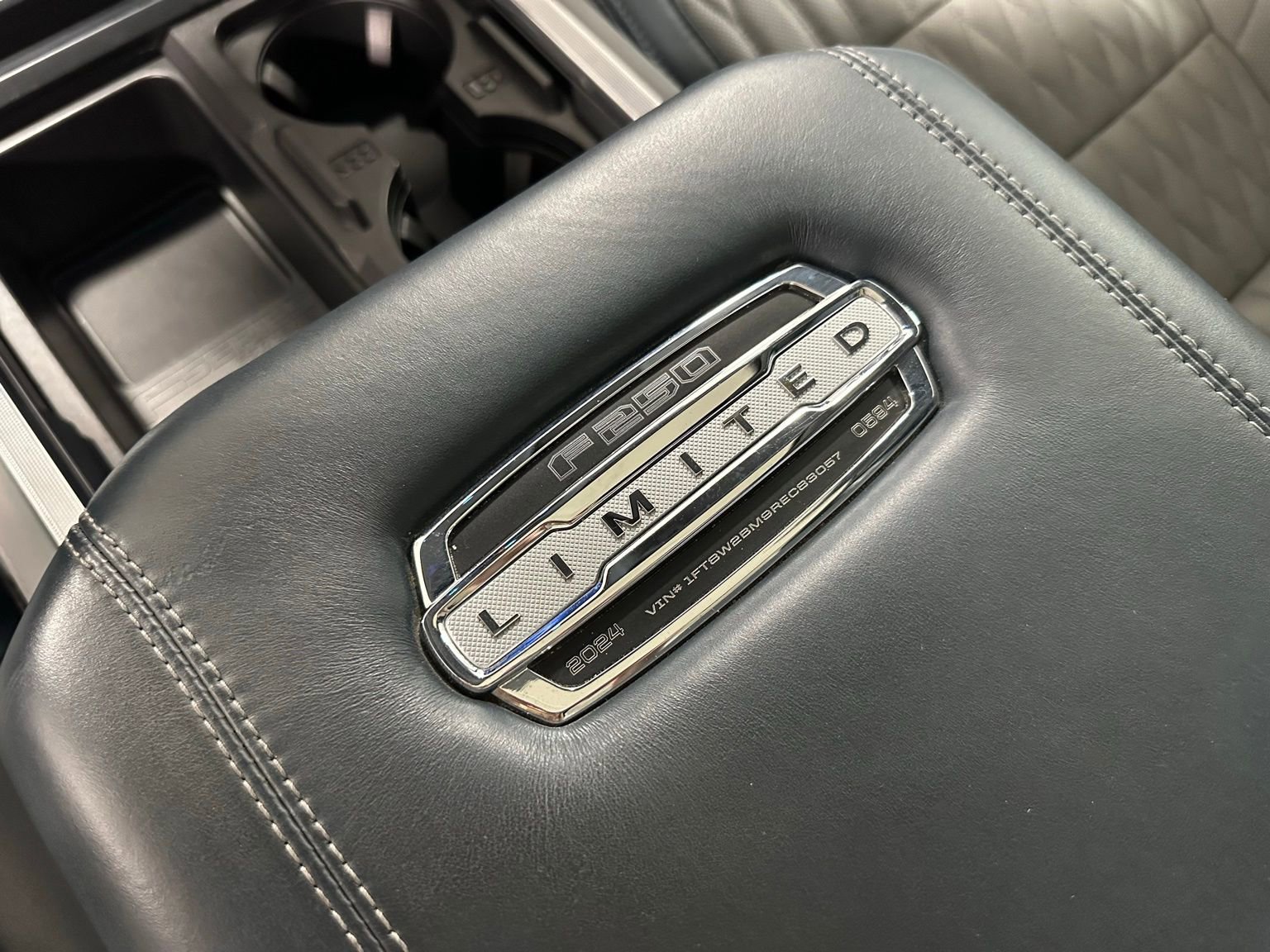 Used 2024 Ford F250 Limited w/ FX4 Off-Road Package image 57