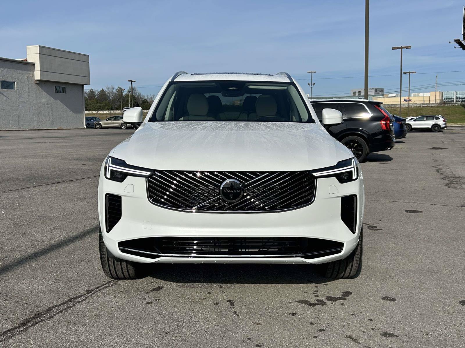 New 2026 Volvo XC90 B6 Ultra w/ Protection Package AWD/4WD image 8