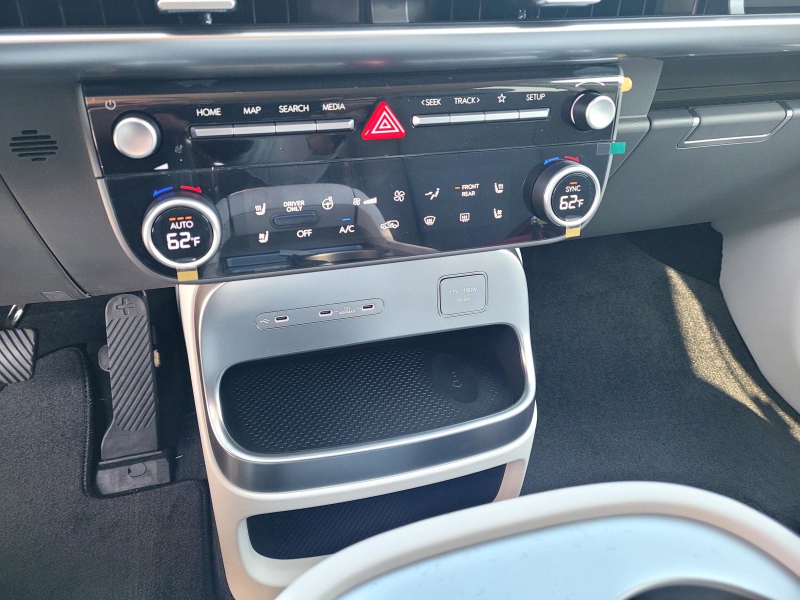 New 2026 Hyundai Ioniq 9 Limited image 20