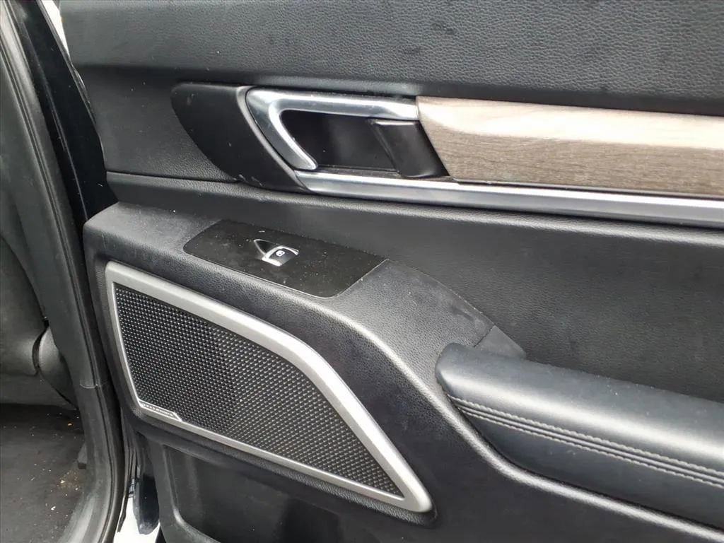 Used 2020 Kia Telluride EX w/ EX Premium Package image 15