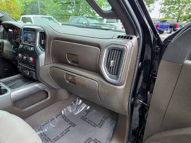 Used 2019 Chevrolet Silverado 1500 LTZ w/ LTZ Premium Package AWD/4WD image 11
