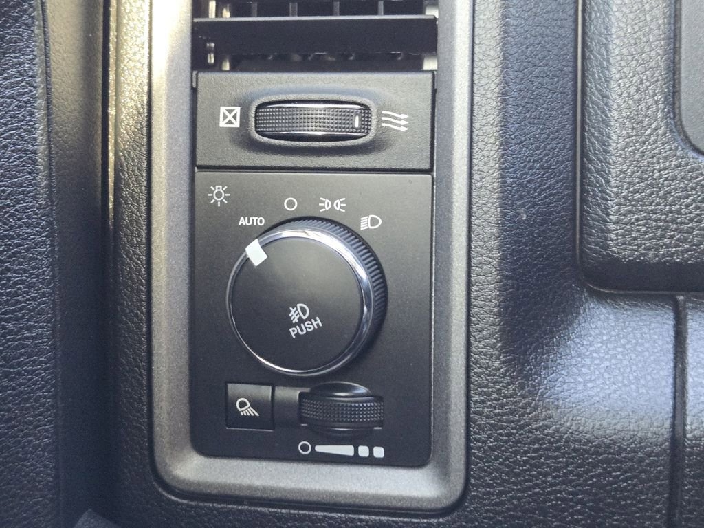 Used 2021 RAM 1500 Express w/ Express Value Package image 21