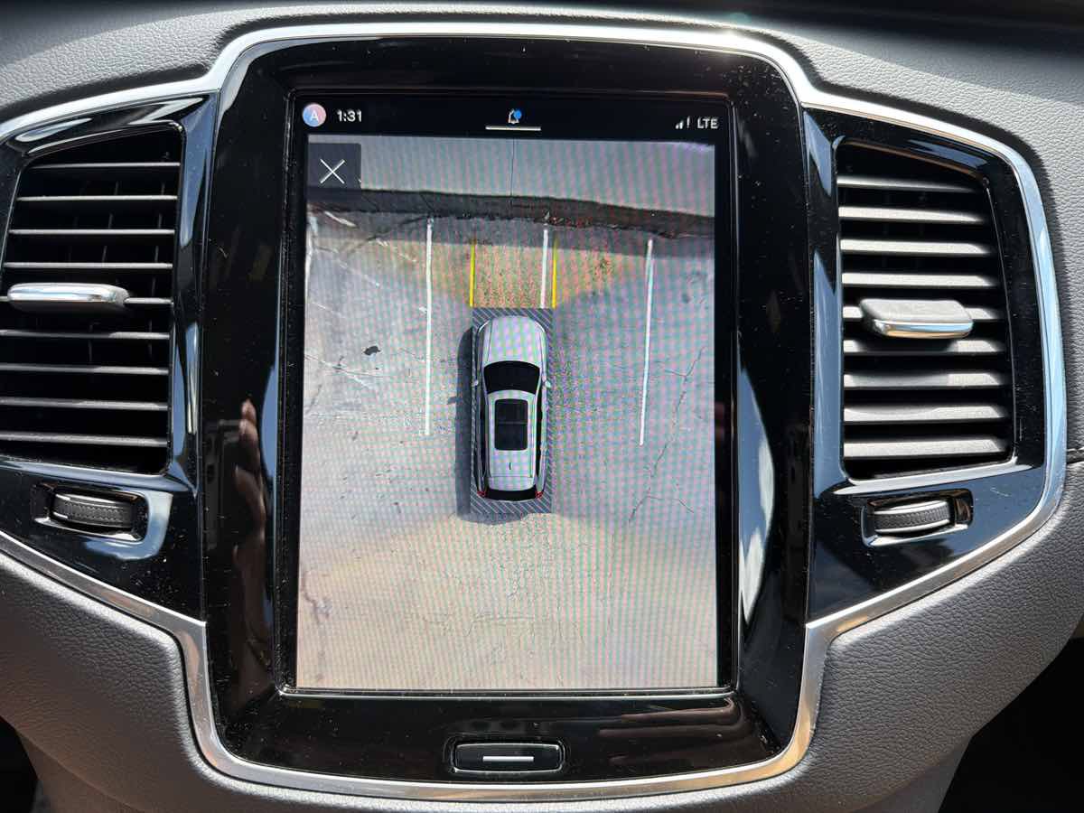 Used 2024 Volvo XC90 B6 Ultimate AWD/4WD image 25