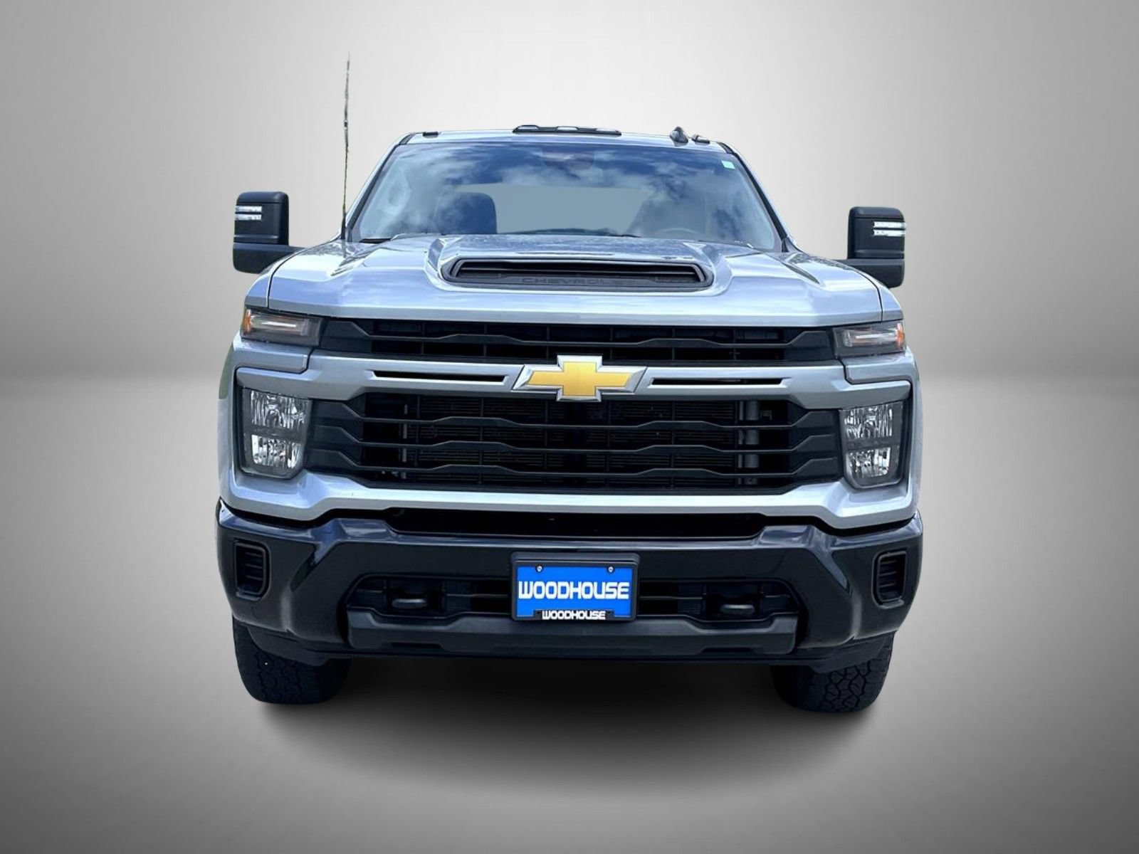 Used 2024 Chevrolet Silverado 2500 Custom w/ Custom Value Package AWD/4WD image 2