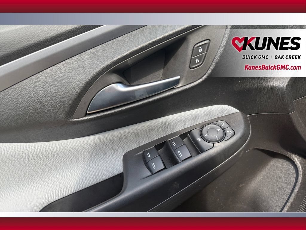 Used 2025 Buick Envista Preferred w/ Convenience I Package FWD image 21