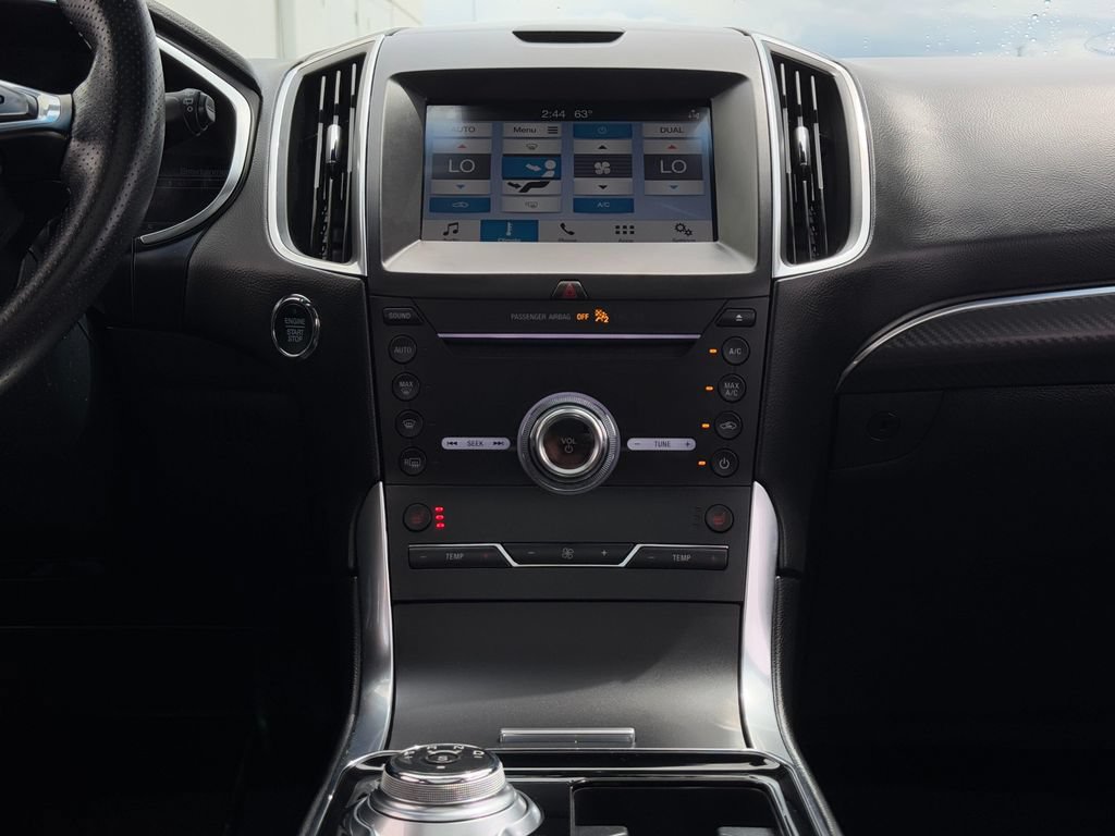 Used 2019 Ford Edge ST AWD/4WD image 16