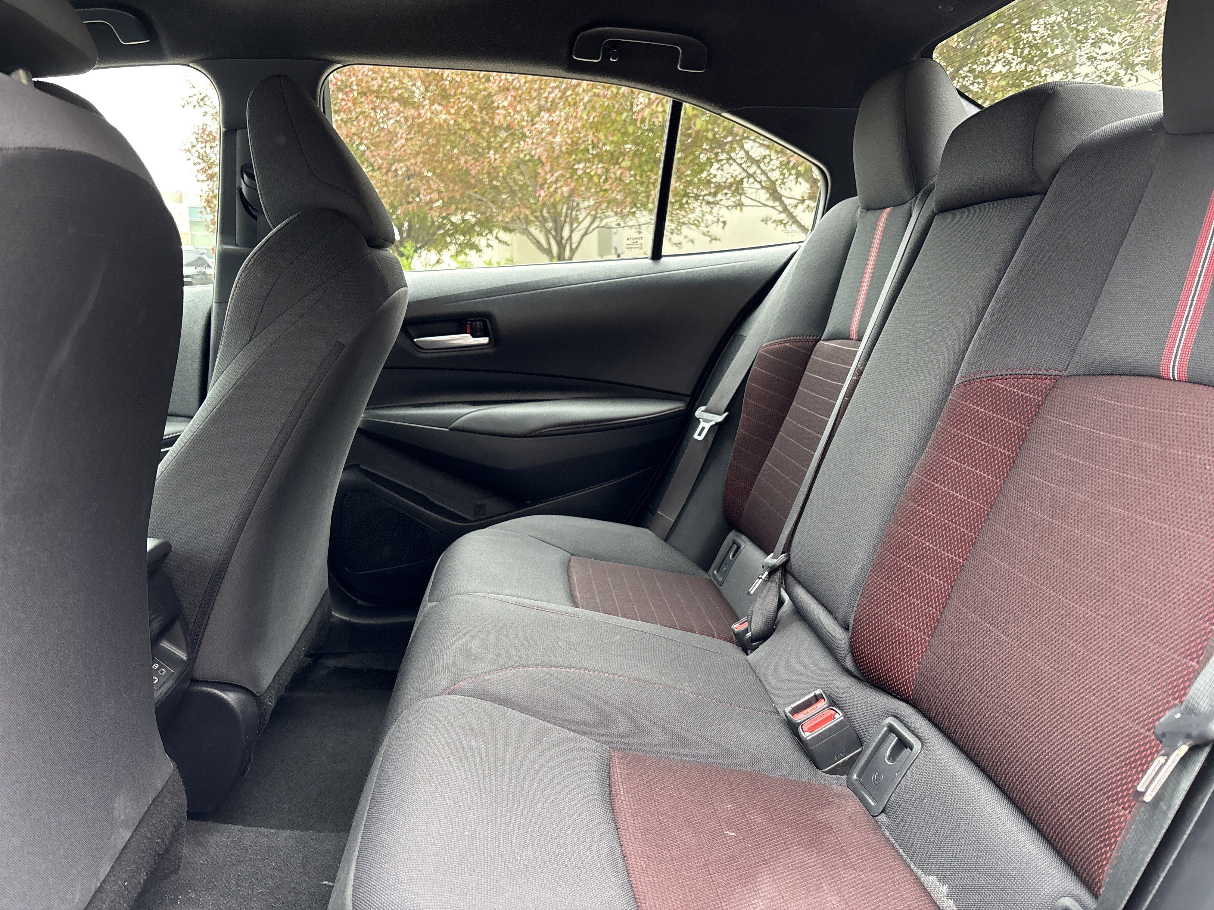 Certified 2025 Toyota Corolla SE FWD image 34