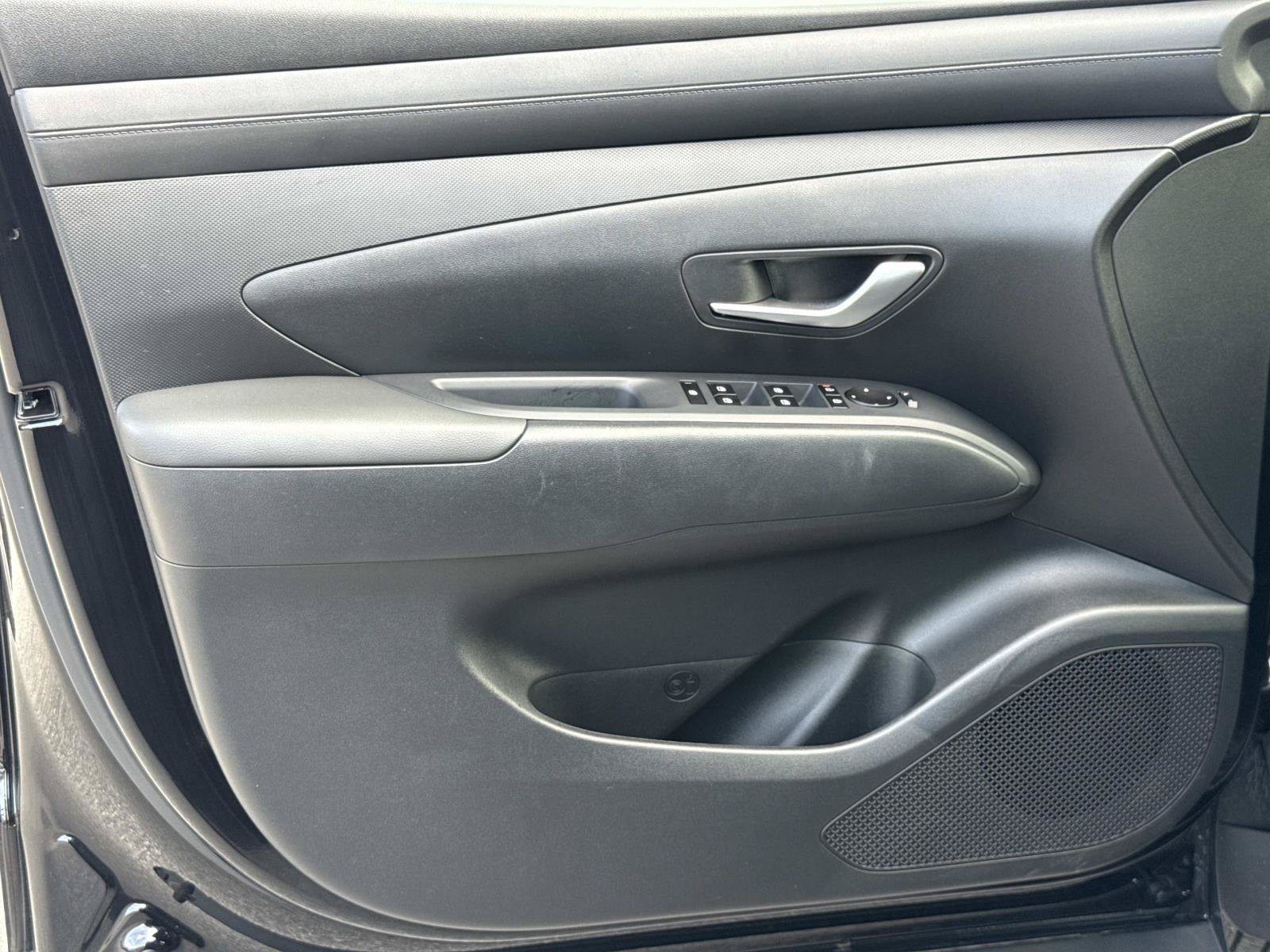 Certified 2025 Hyundai Santa Cruz SE AWD/4WD image 18