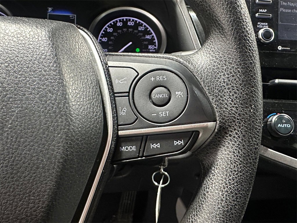 Used 2023 Toyota Camry LE image 29