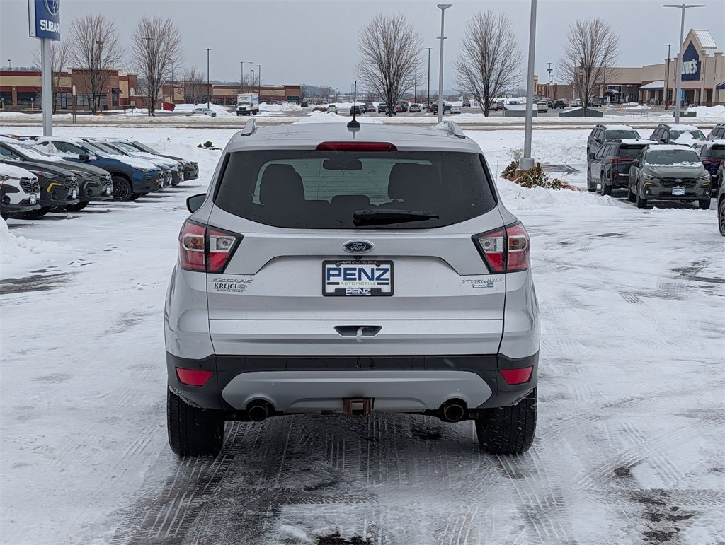 Used 2017 Ford Escape Titanium image 4
