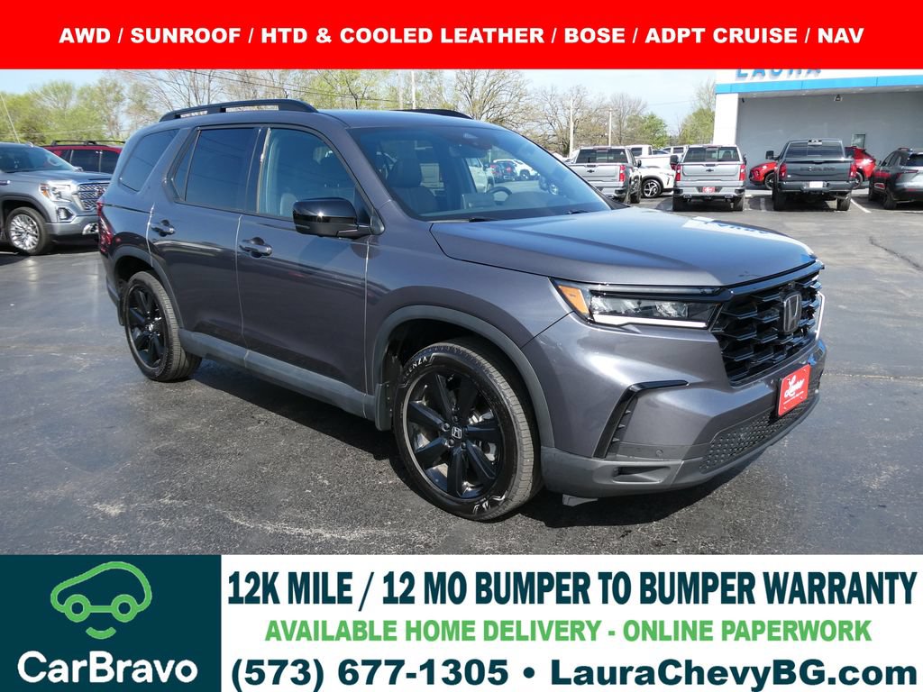 Used 2025 Honda Pilot Black Edition image 1