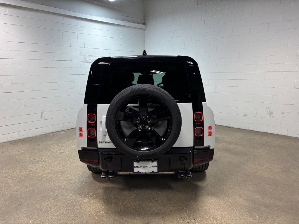 New 2025 Land Rover Defender 130 V8 AWD/4WD image 8