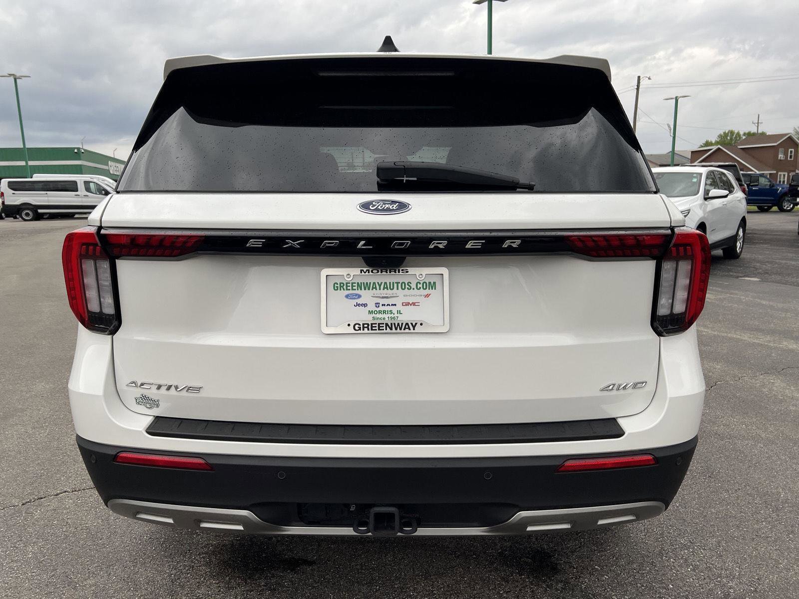 Used 2025 Ford Explorer Active w/ Active Comfort Package AWD/4WD image 5