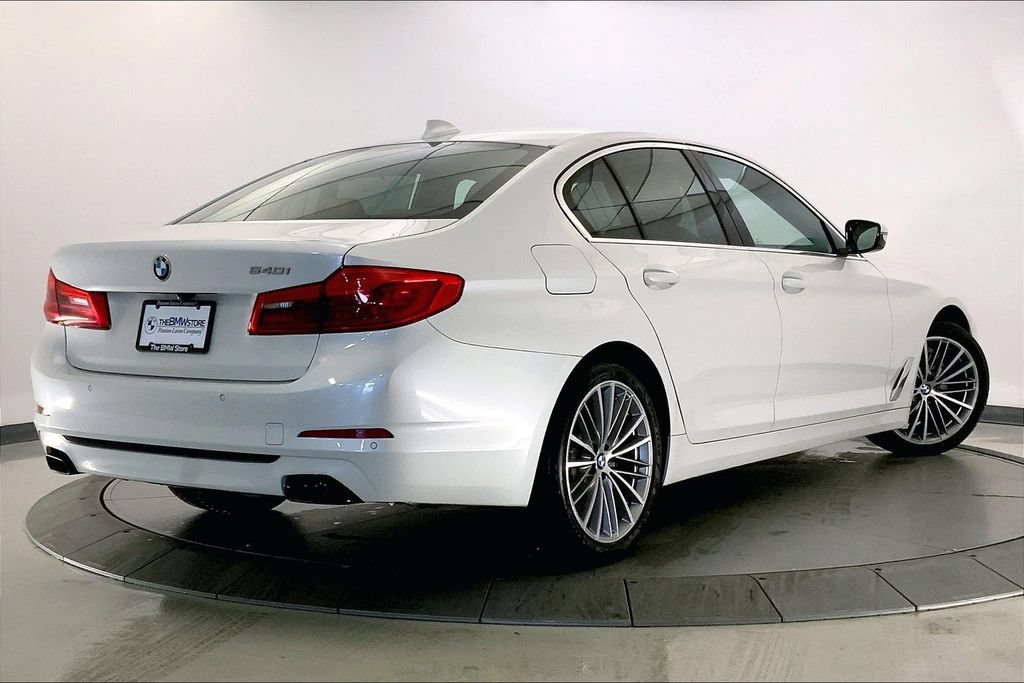 Used 2019 BMW 540i w/ Executive Package RWD image 12