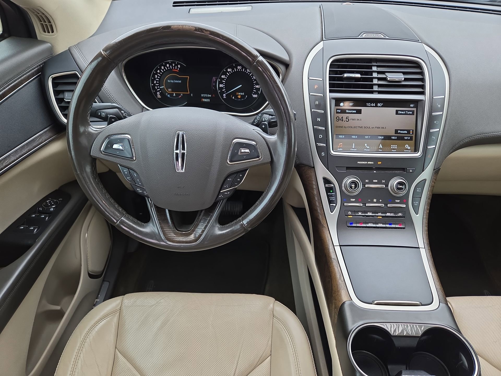 Used 2016 Lincoln MKX Reserve w/ Technology Package FWD image 14