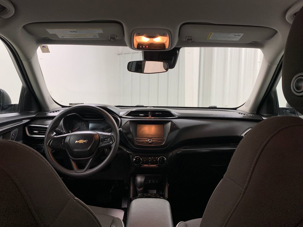 Used 2023 Chevrolet TrailBlazer LS image 16