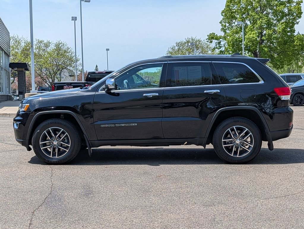 Used 2018 Jeep Grand Cherokee Limited AWD/4WD image 6