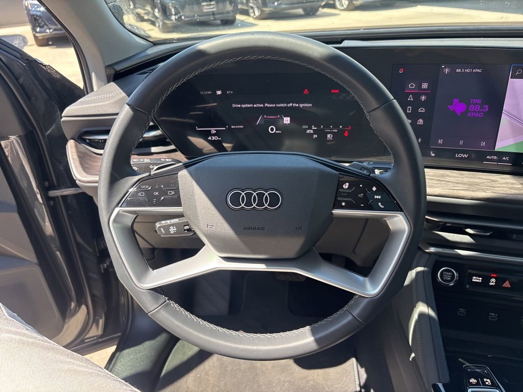 Used 2025 Audi Q5 Premium w/ Convenience Package AWD/4WD image 21