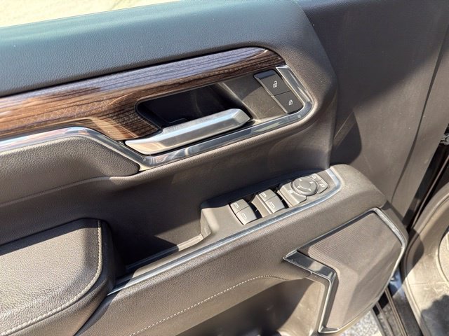 Used 2023 Chevrolet Silverado 1500 LT AWD/4WD image 23