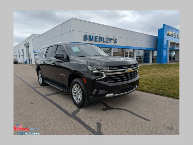 Used 2022 Chevrolet Suburban LT image 1