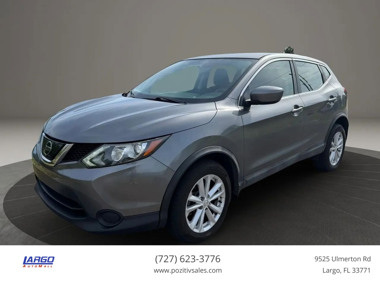 Used 2018 Nissan Rogue Sport S w/ S Appearance Package FWD image 1