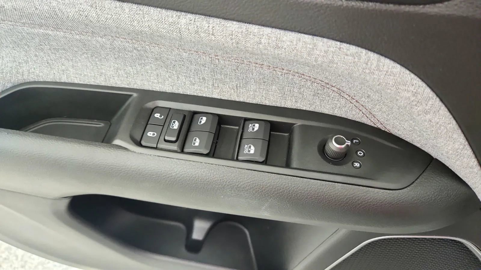 Used 2022 Jeep Compass Latitude image 33