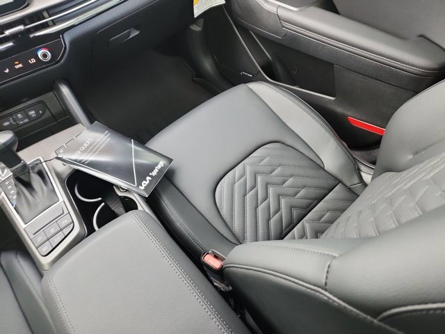 New 2026 Kia Sportage X-Line w/ X-Line Technology Package image 13