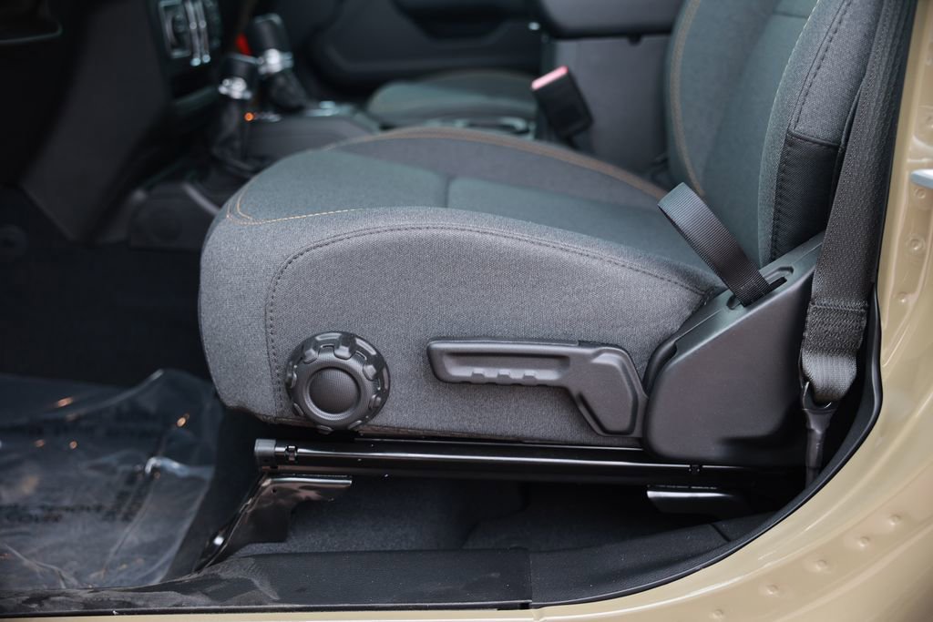 New 2026 Jeep Gladiator Sport image 14