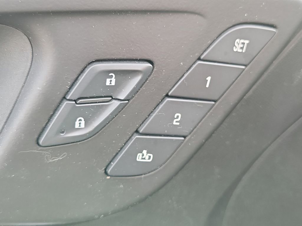 Used 2024 Chevrolet Malibu LT w/ Midnight Edition image 27