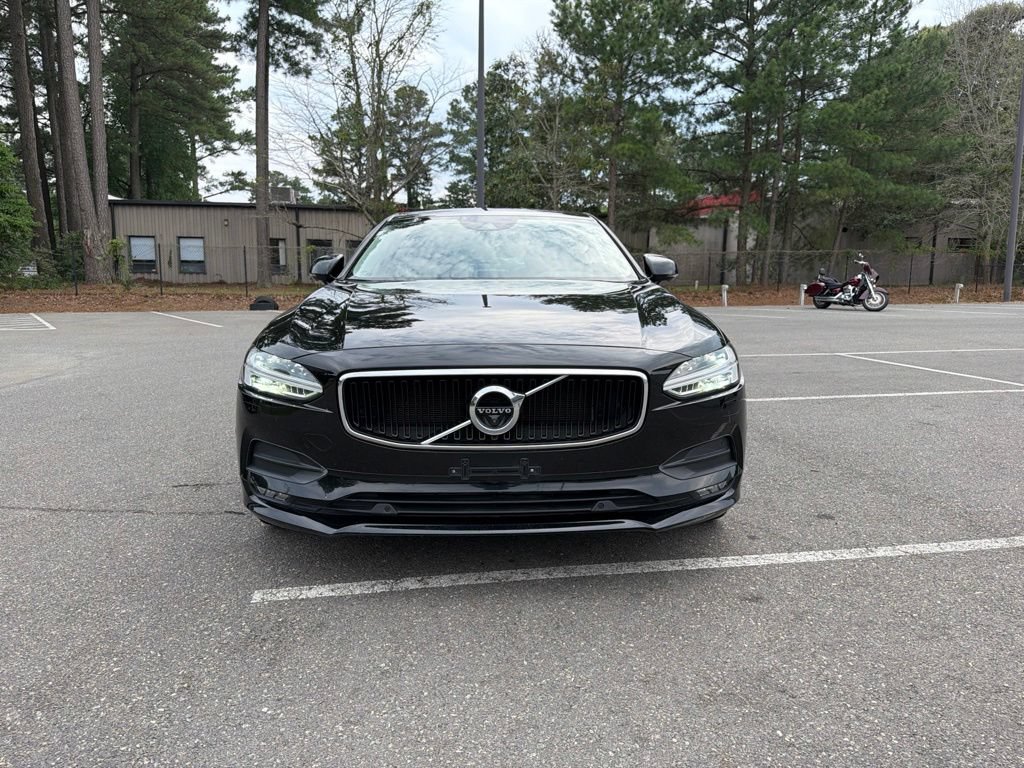 Used 2018 Volvo S90 T5 Momentum w/ Convenience Package AWD/4WD image 3