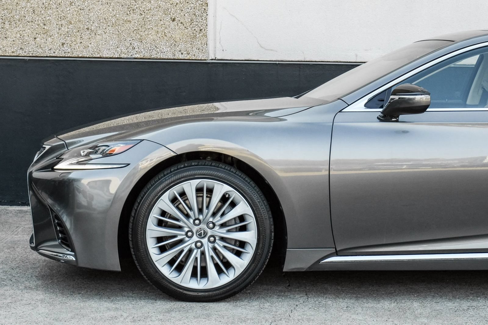 Used 2018 Lexus LS 500 AWD w/ Interior Upgrade Package image 16