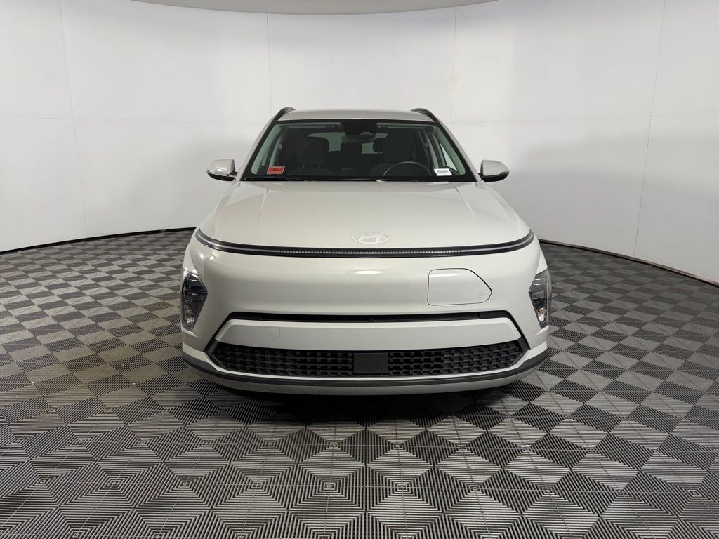 Used 2024 Hyundai Kona SEL image 11