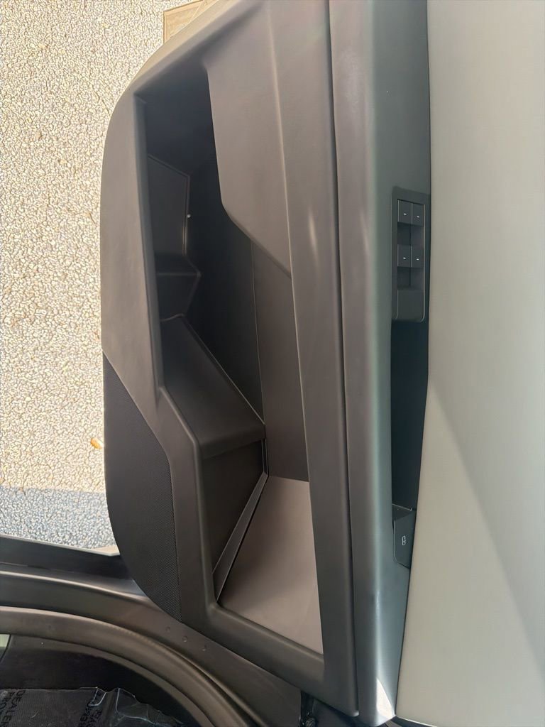 Used 2024 Tesla Cybertruck Cyberbeast image 13