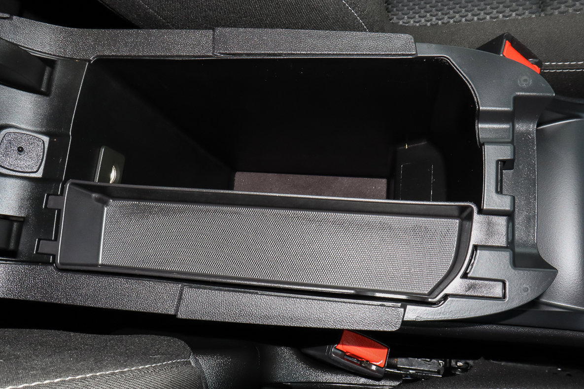 Used 2024 GMC Terrain SLE image 24