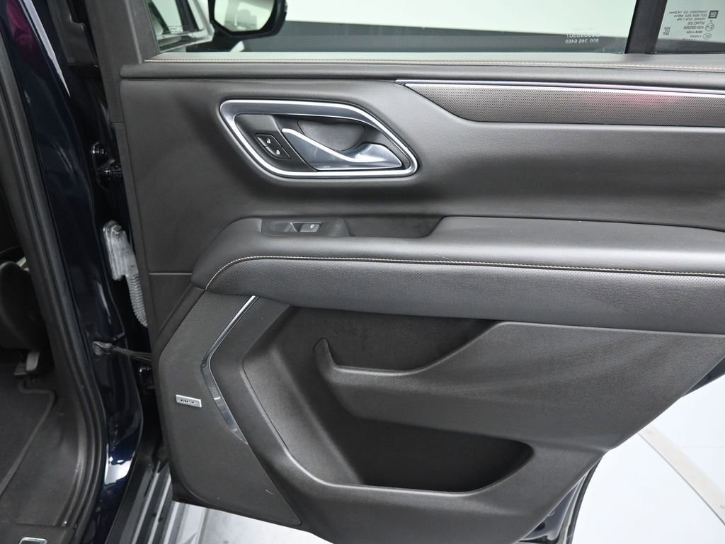 Used 2021 GMC Yukon AT4 w/ Rear Media and Nav Package AWD/4WD image 17