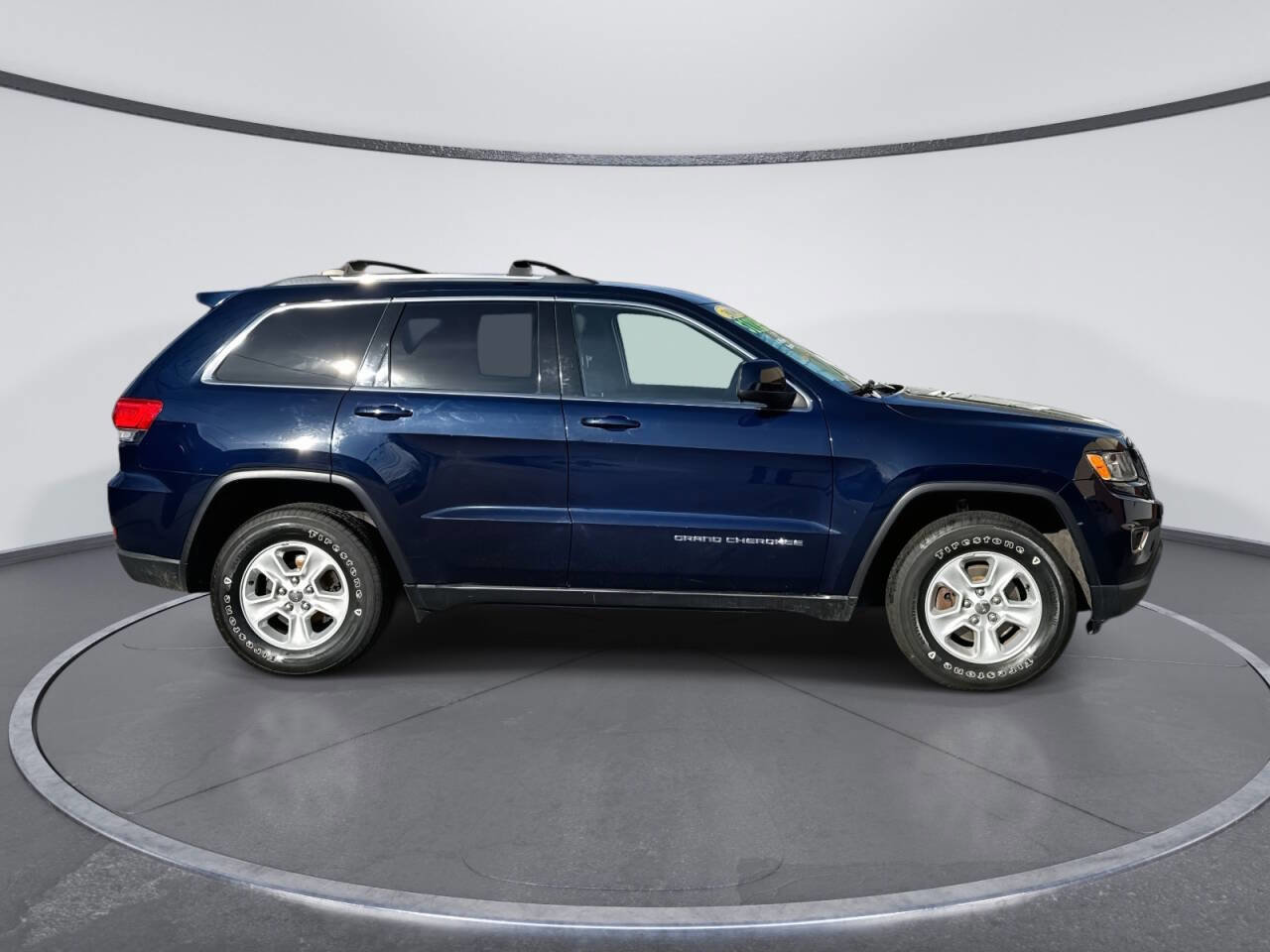 Used 2016 Jeep Grand Cherokee Laredo w/ Quick Order Package 23E image 6
