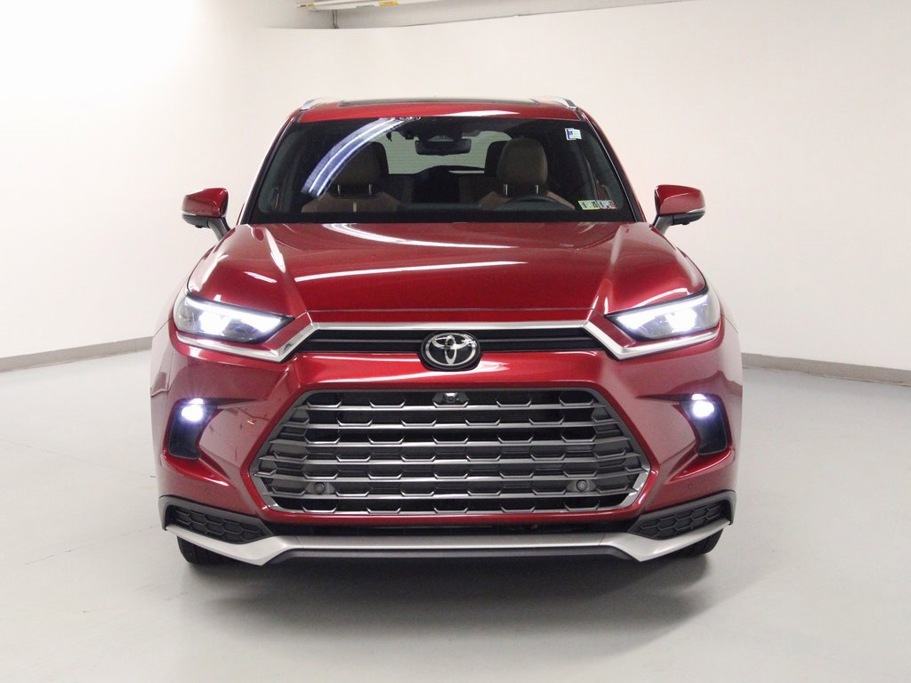 Used 2024 Toyota Grand Highlander AWD Hybrid image 3