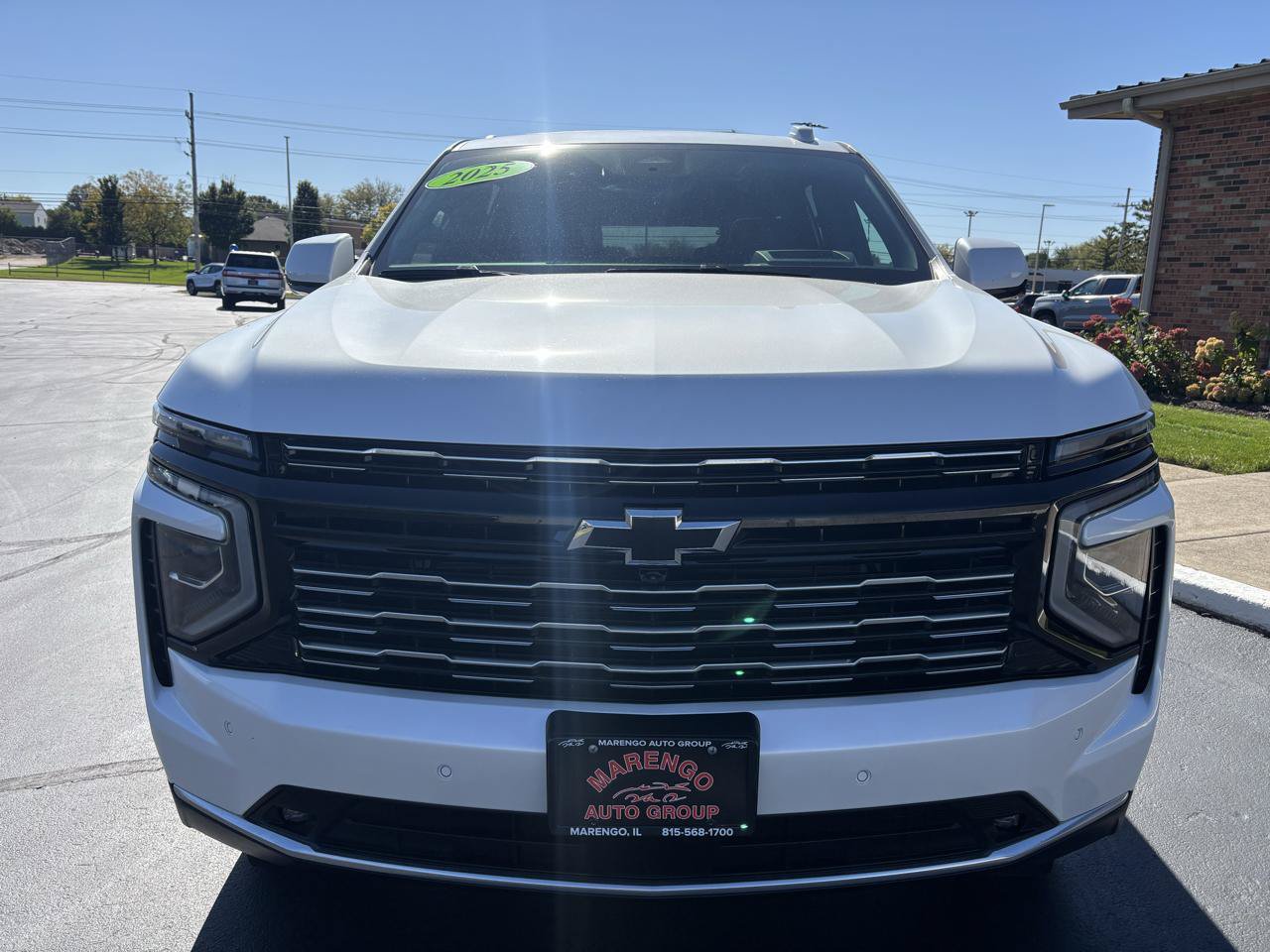 Used 2025 Chevrolet Suburban High Country AWD/4WD image 8