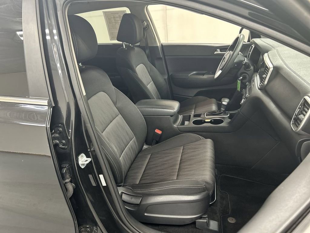 Used 2020 Kia Sportage LX AWD/4WD image 22