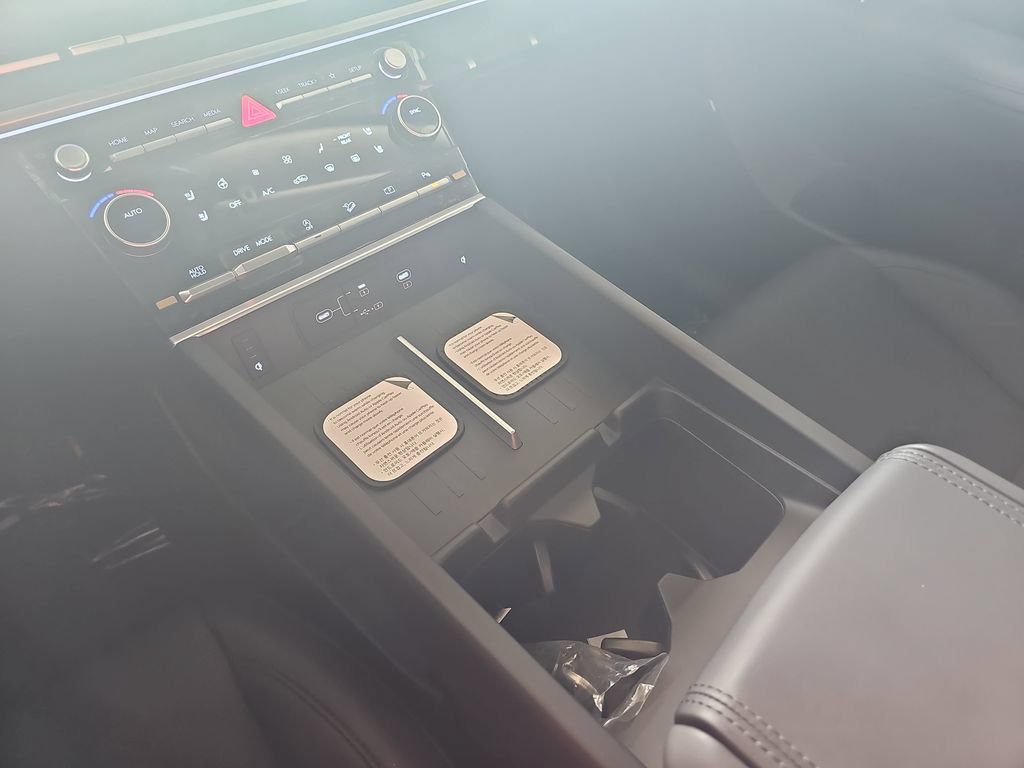 New 2026 Hyundai Santa Fe Limited FWD image 26