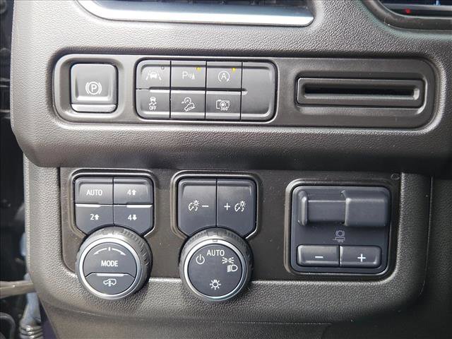 Used 2024 Chevrolet Tahoe Z71 w/ Z71 Off-Road Package AWD/4WD image 15