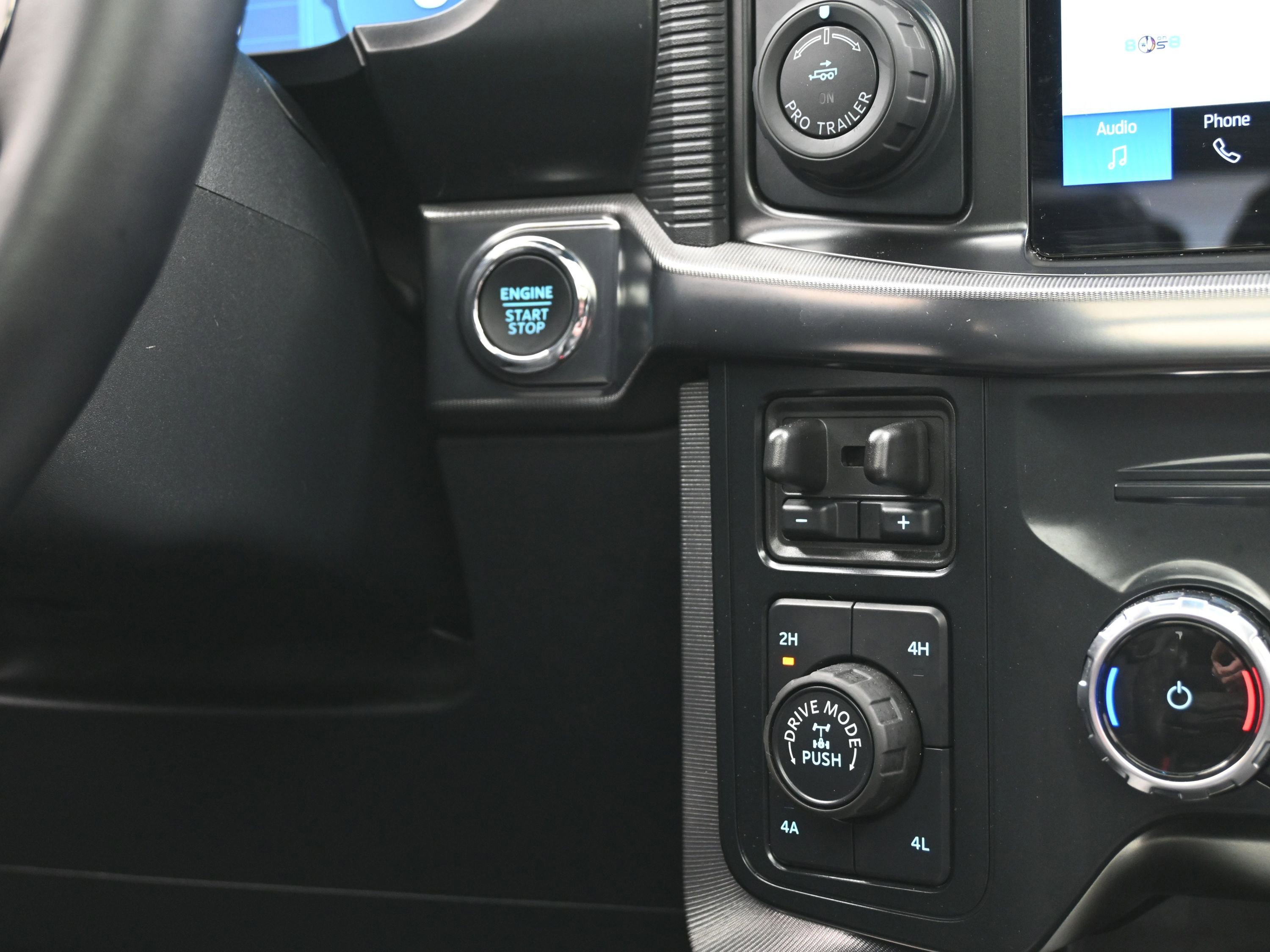 Used 2025 Ford F150 Platinum w/ Equipment Group 702A High image 40