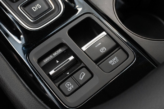 Used 2025 Honda Pilot EX-L image 21