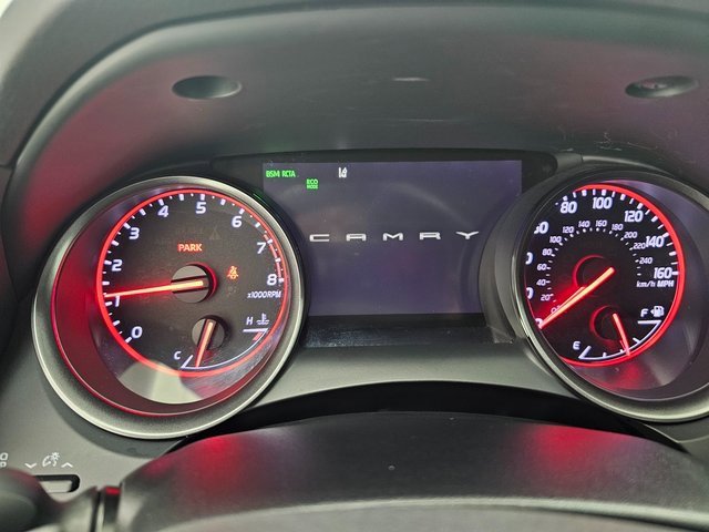 Used 2021 Toyota Camry XSE image 18