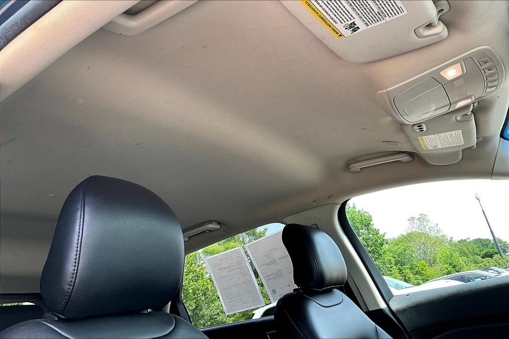 Used 2019 Ford Edge SEL w/ Equipment Group 201A AWD/4WD image 21