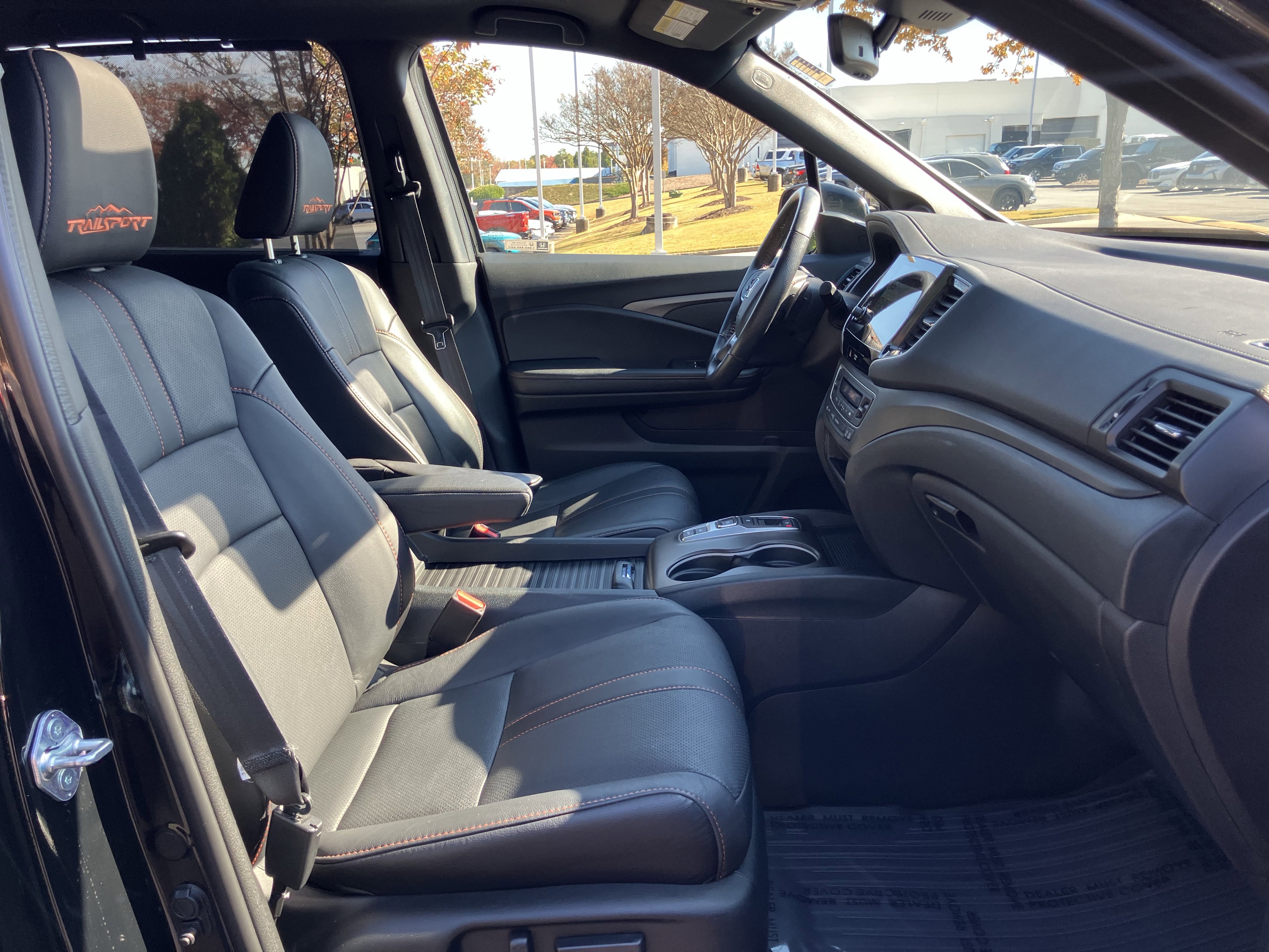 Certified 2023 Honda Passport TrailSport image 36