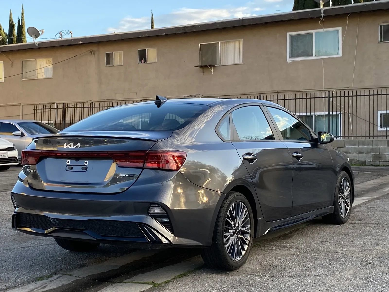 Used 2024 Kia Forte GT-Line image 4