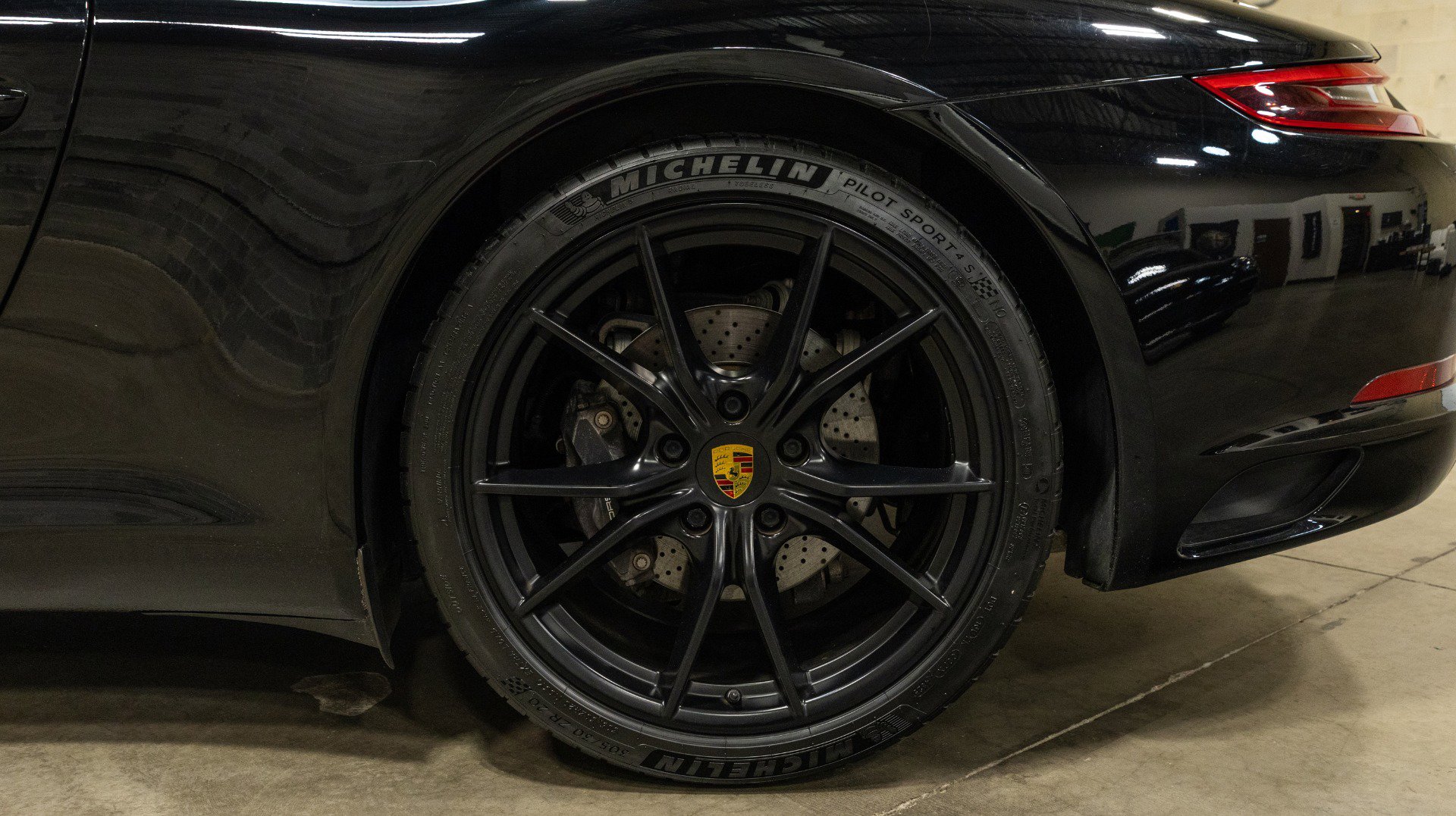Used 2019 Porsche 911 Carrera RWD image 30