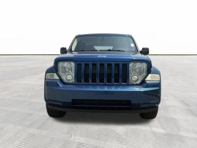 Used 2010 Jeep Liberty Sport AWD/4WD image 7
